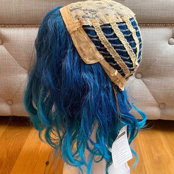 Blue-Aqua Ombré Mid Length Wavy Wig - Picture 7 of 9